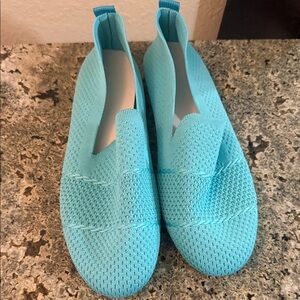 Turquoise Slip-On Knit Shoes